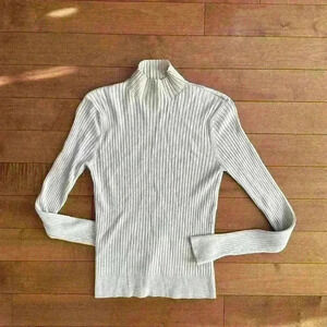 Dynamite | Cable-knit lightweight cream/tan turtleneck size large (fits smaller)